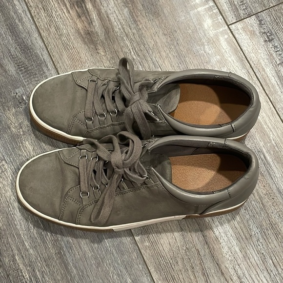 Caslon Andes Leather Suede Sneaker - Picture 3 of 8